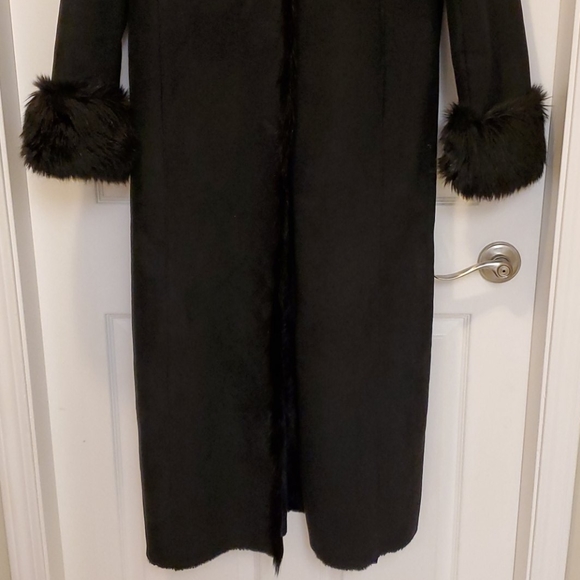 Jasper Conran Full Length Faux Fur Coat - Picture 2 of 9